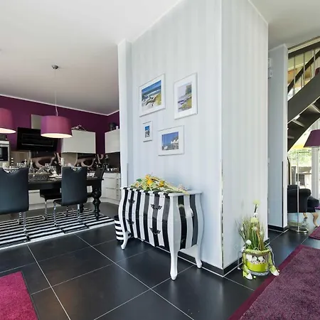Holiday home Kapitaensweg 24 Karlshagen